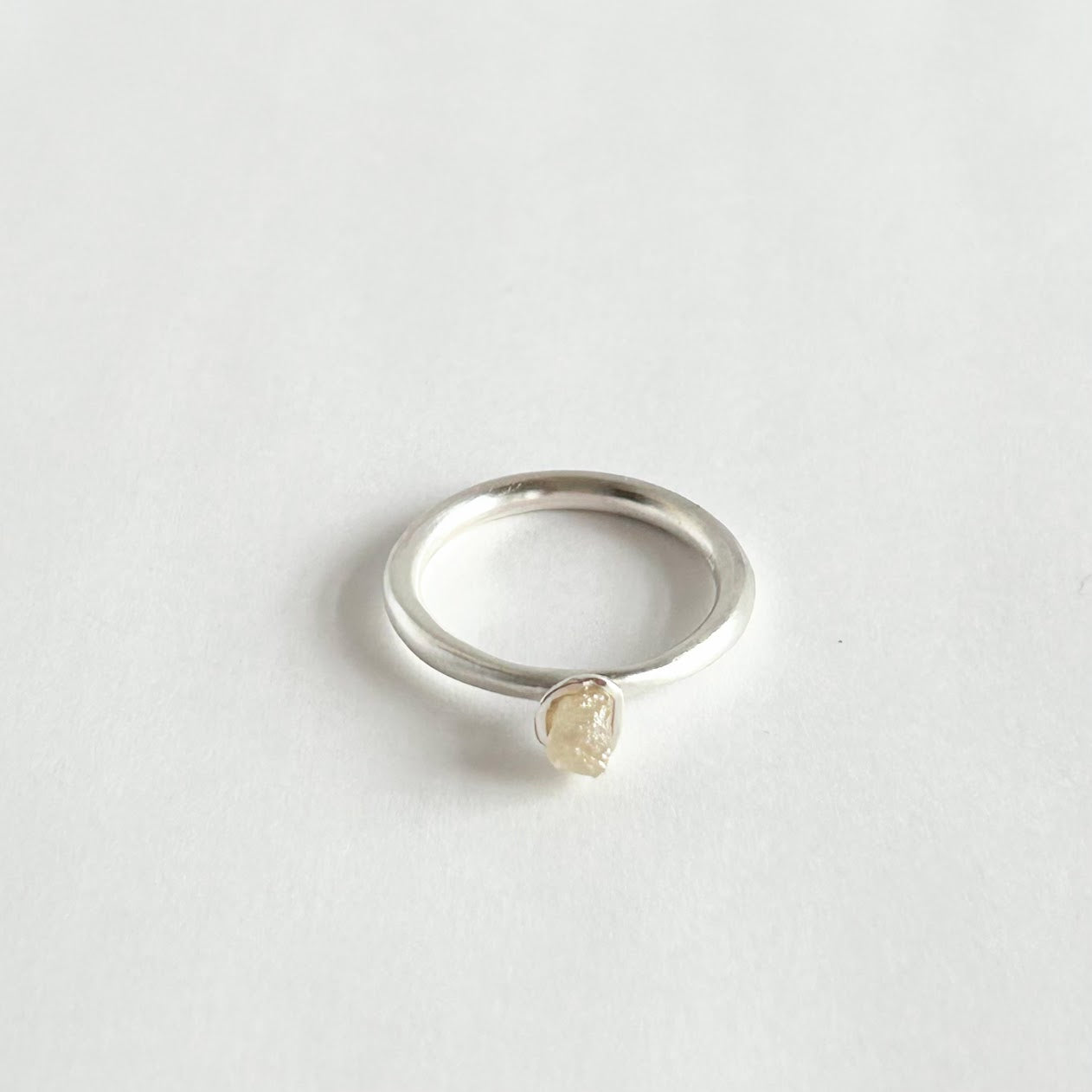 DIAMOND ROUGH STONE RING F665