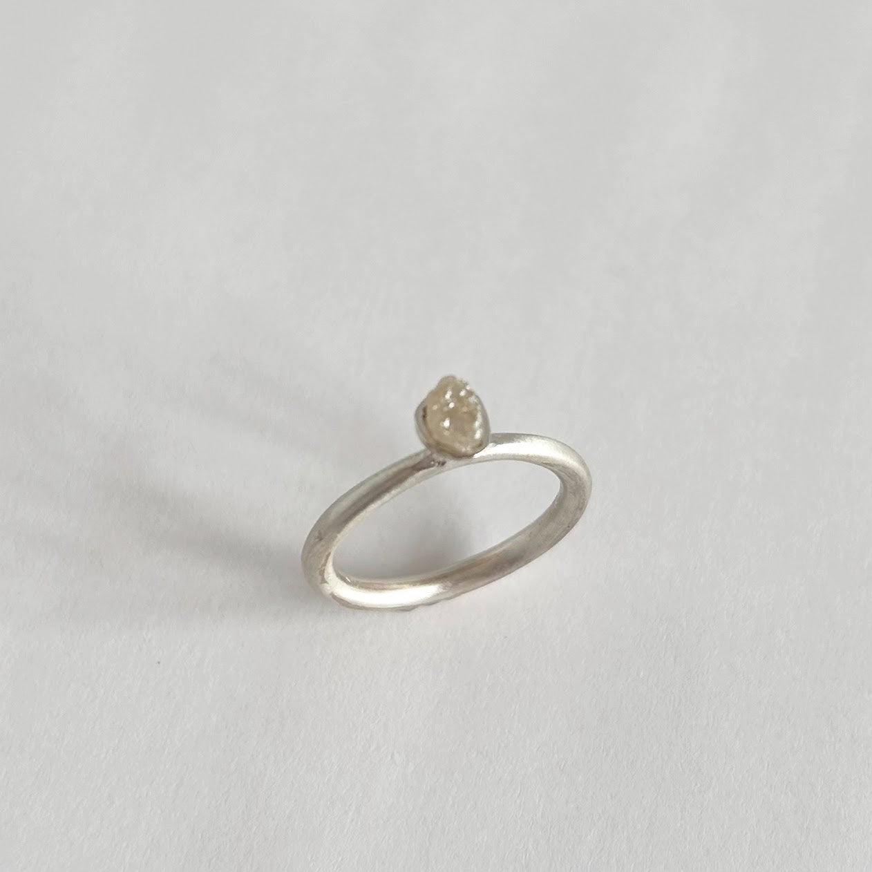 DIAMOND ROUGH STONE RING F665