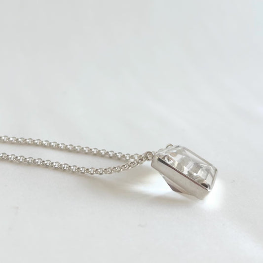 INCLUSION QUARTZ NECKLACE F671