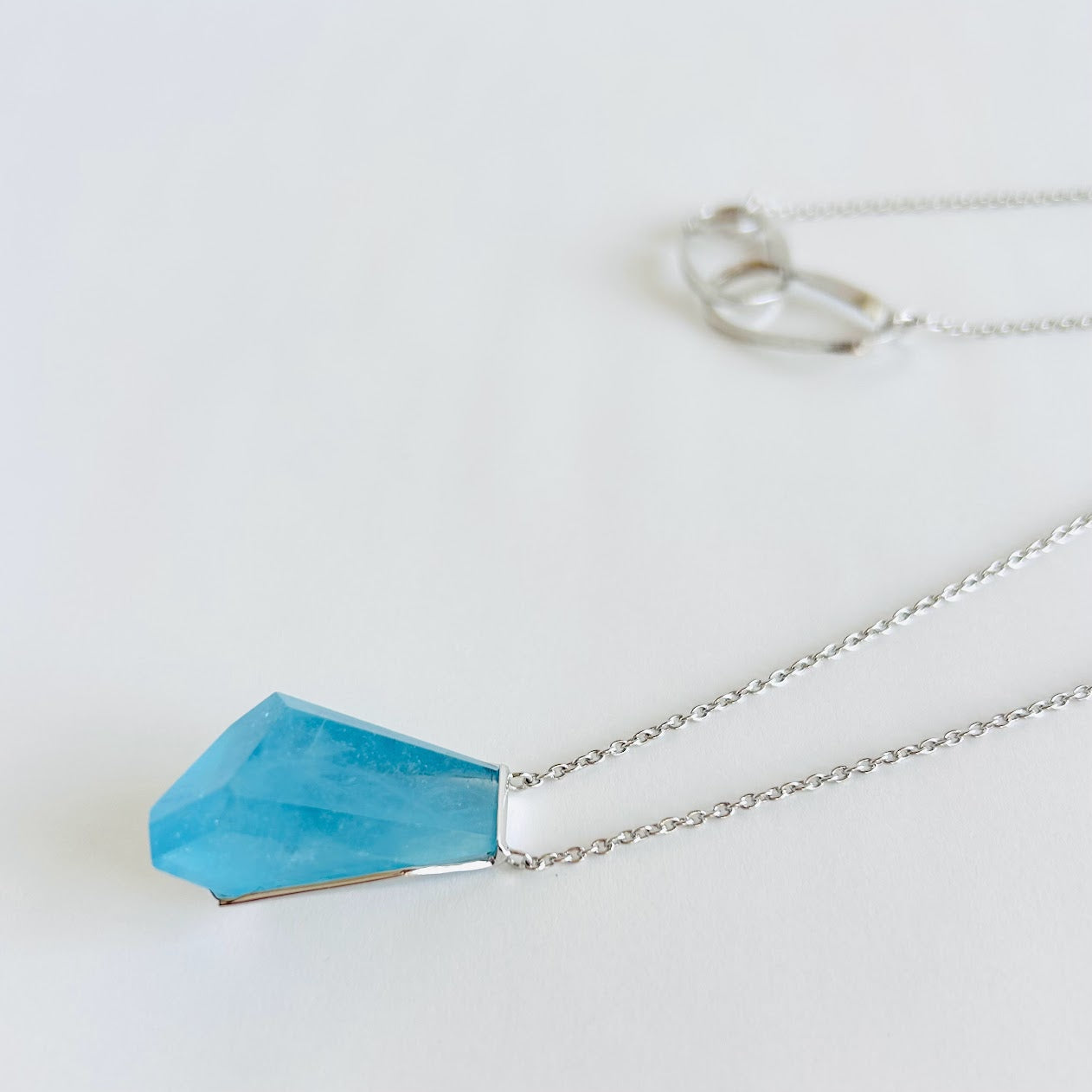AQUAMARINE PENDANT F653